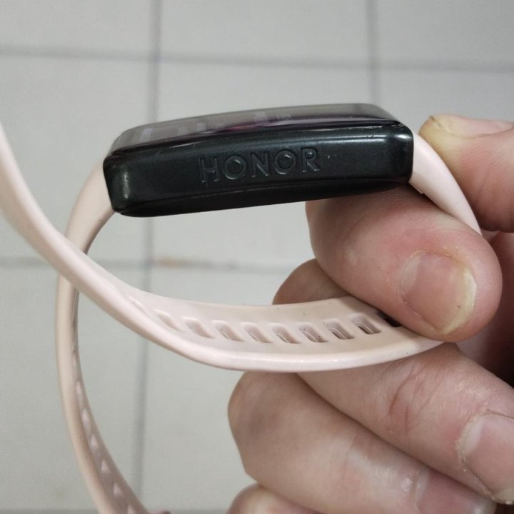 Смарт часы honor band 6