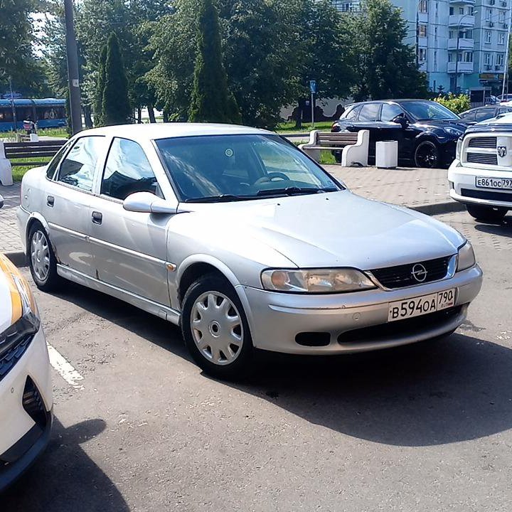 Opel Vectra, 1999