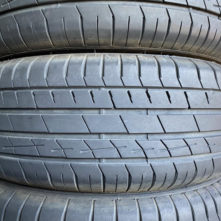 235/65 R17 Accelera Iota-ST68