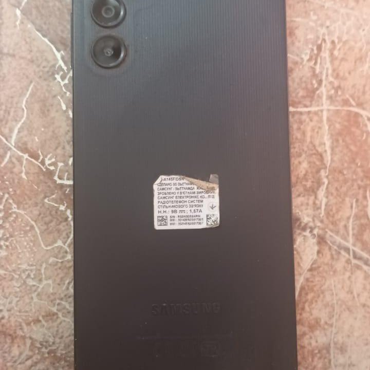 SAMSUNG A 14