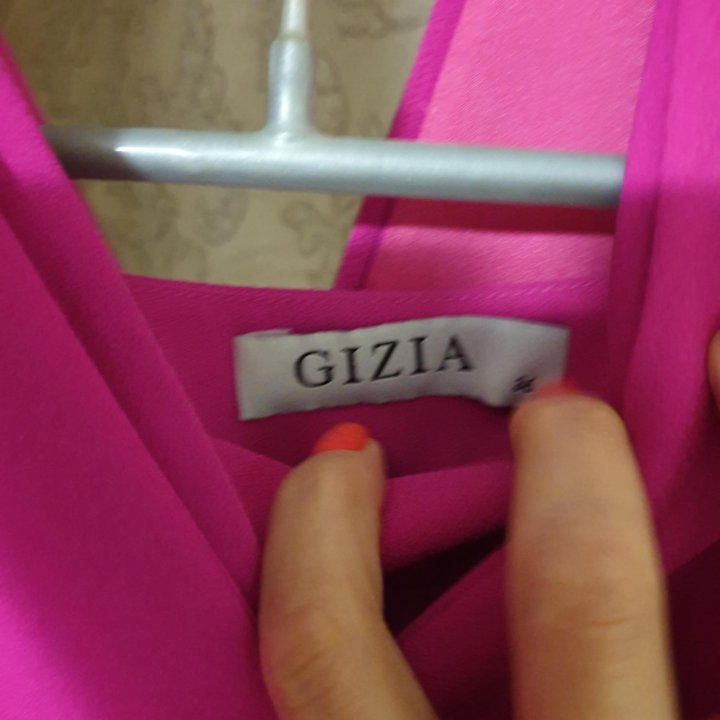 Новый костюм Gizia