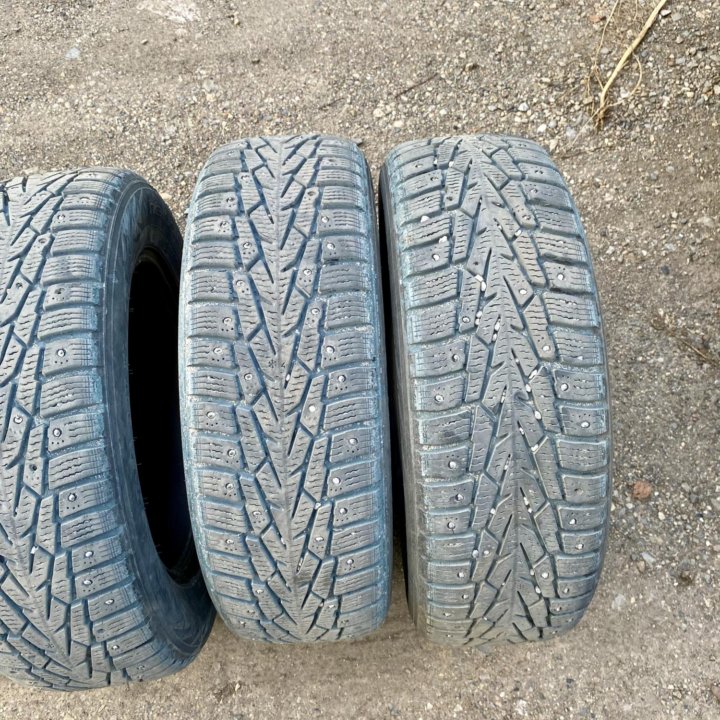 Зимняя шипованная резина 185/65r15