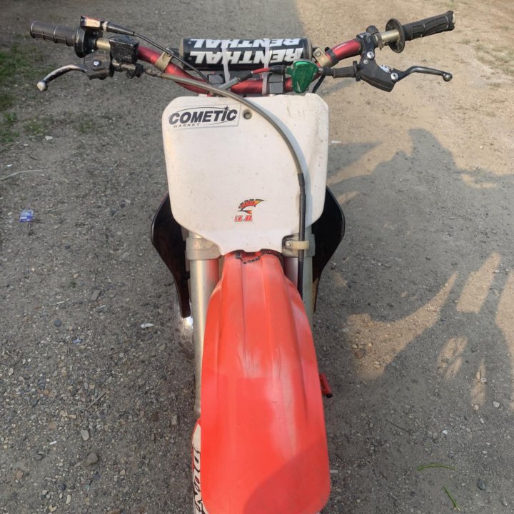 Honda cr250