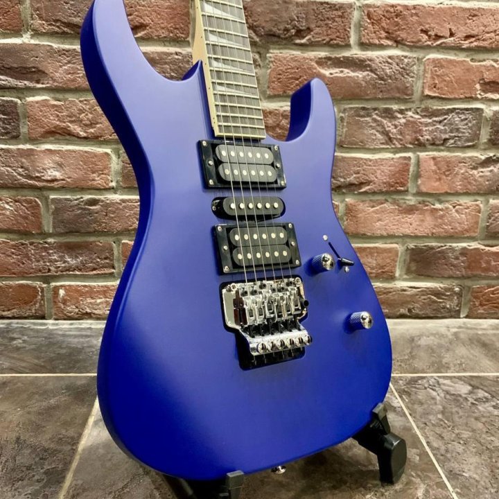 Электрогитара HHS с Floyd Rose + Чехол