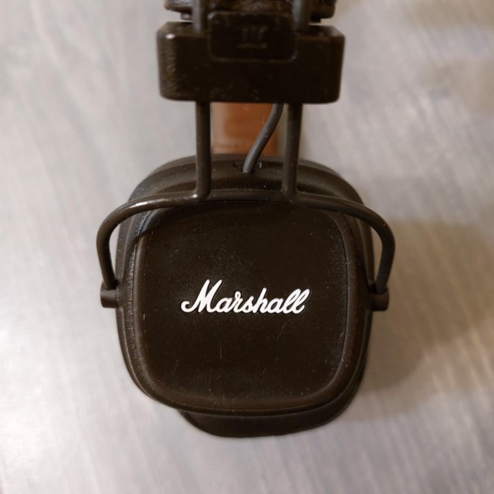 Наушники Marshall