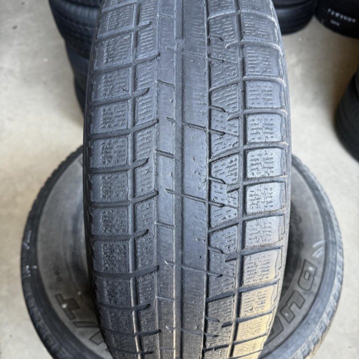 215/60 R16 Yokohama Ice Guard IG50