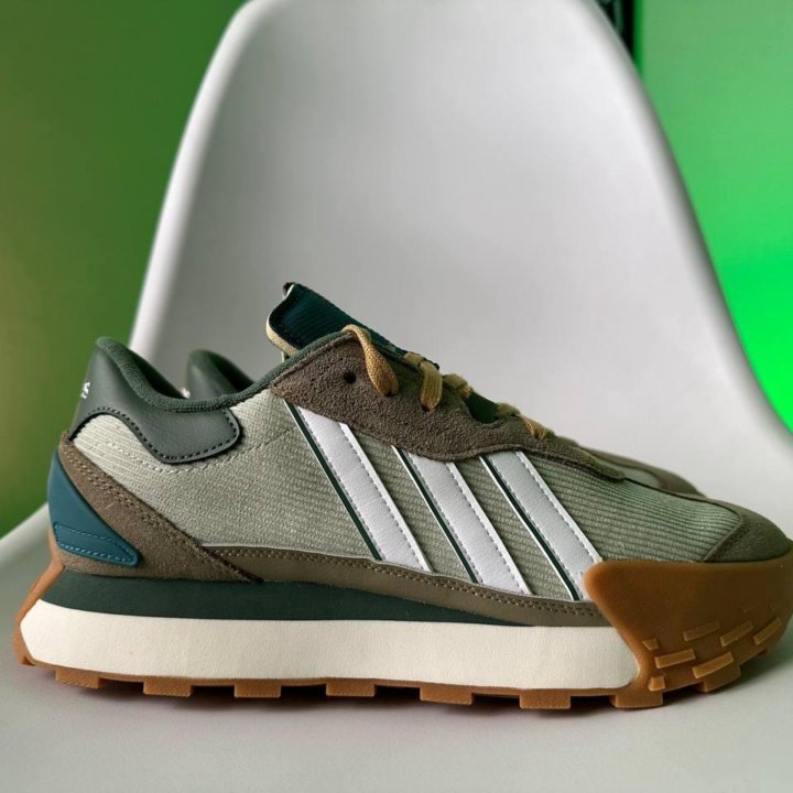 Кроссовки ADIDAS FUTRO MIXR