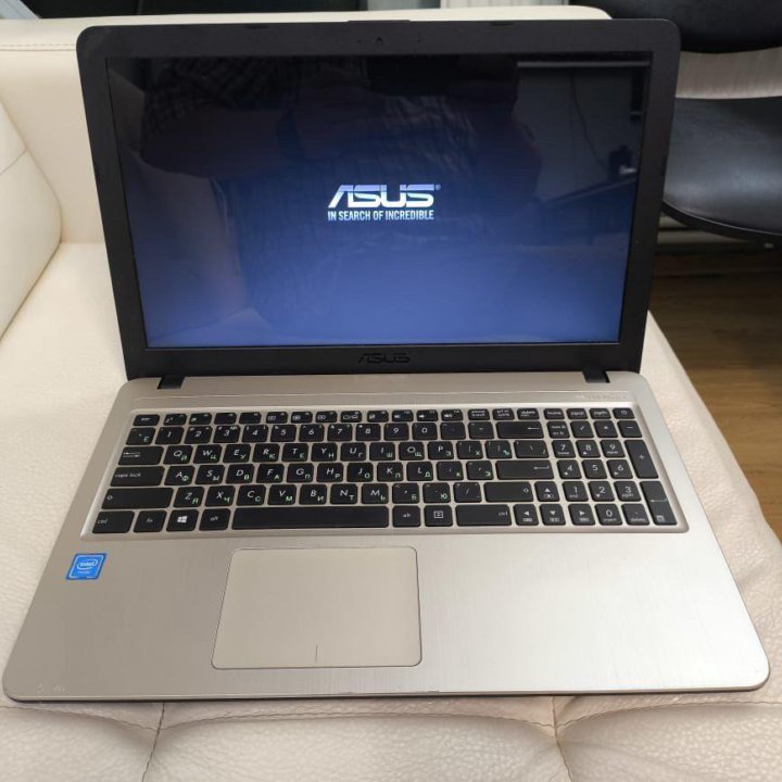 ASUS X540, с 128gb SSD, 4gb, INTEL N3050