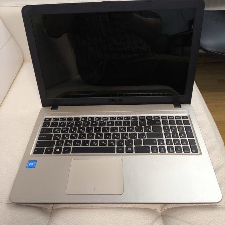 ASUS X540, с 128gb SSD, 4gb, INTEL N3050