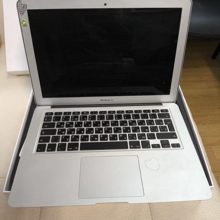 Apple MacBook Air 13 2012 в коробке