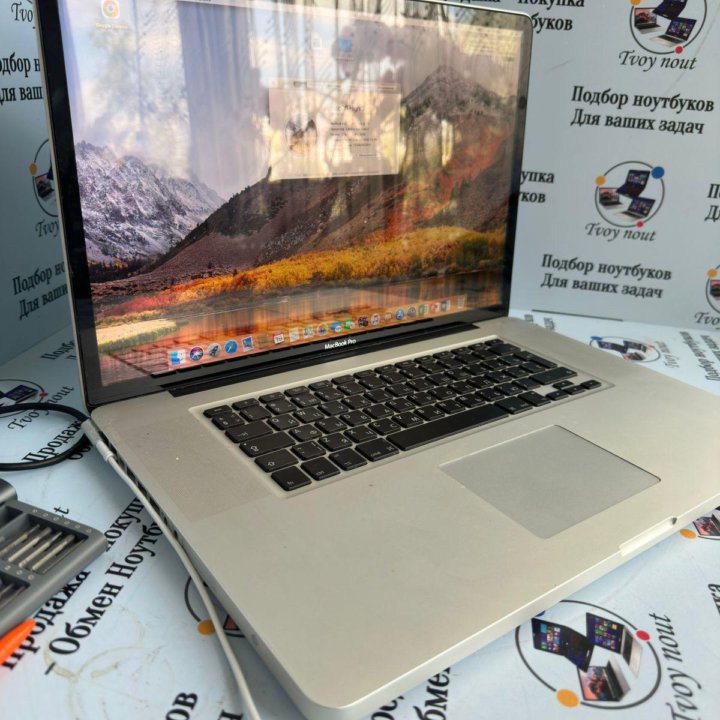 MacBook Pro 17, 17.3” RADEON 6770