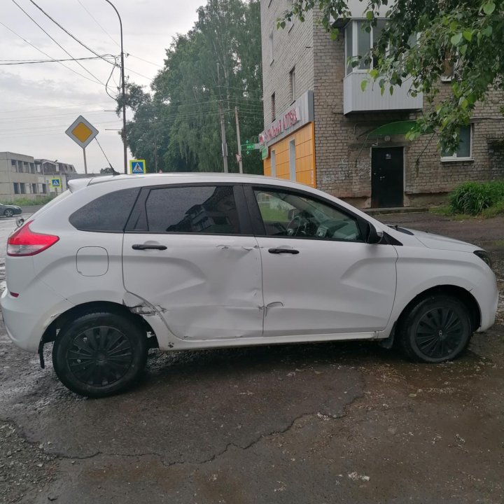 ВАЗ (Lada) XRAY, 2017