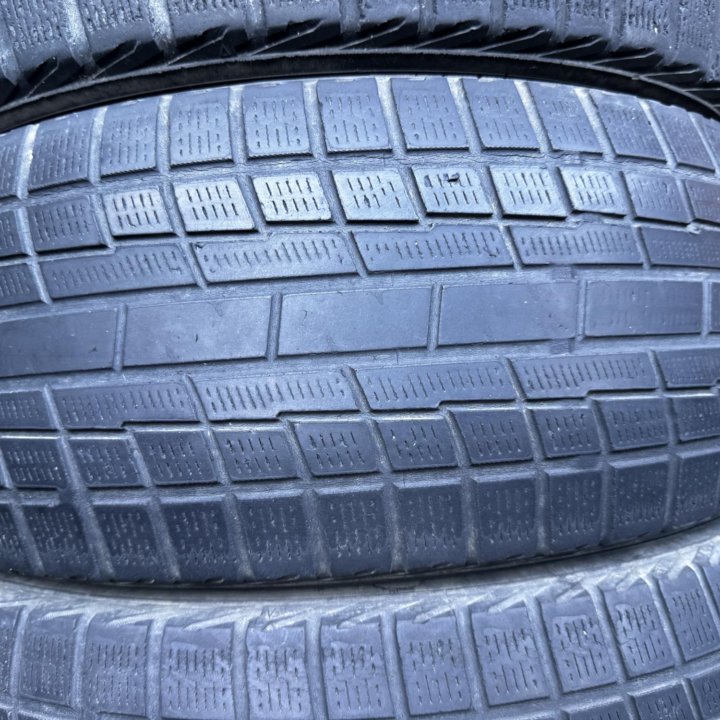 205/55 R16 Yokohama Ice Guard IG30