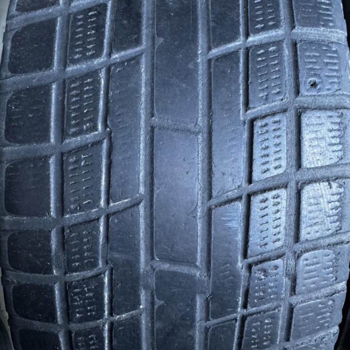 205/55 R16 Yokohama Ice Guard IG30