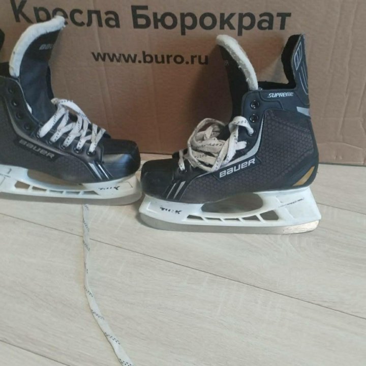 Хоккейные коньки Bauer