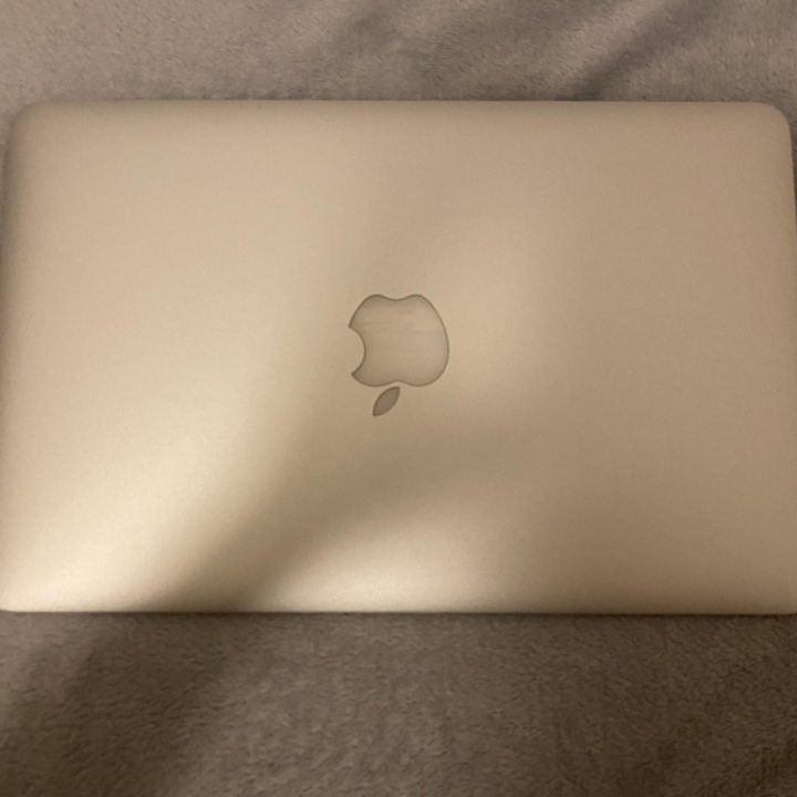 MacBook Air 2011