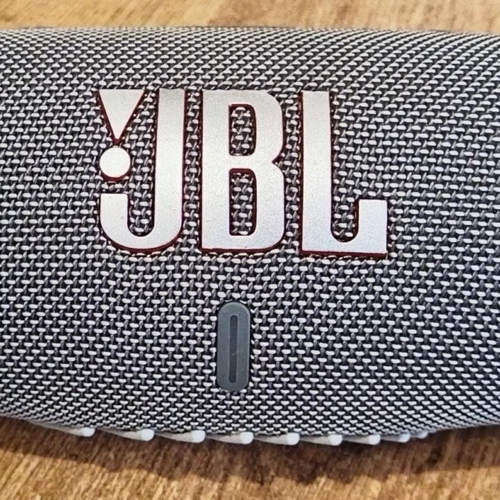 Колонка JBL Charge 5