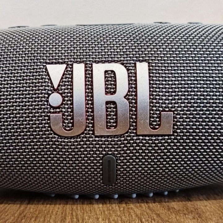 Колонка JBL Charge 5