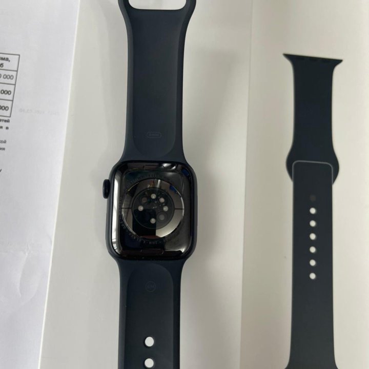 Часы Apple Watch 8