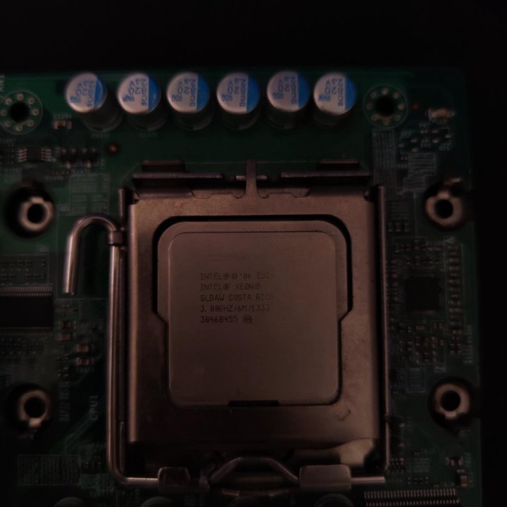 Мат плата серверная с intel xeon v5240