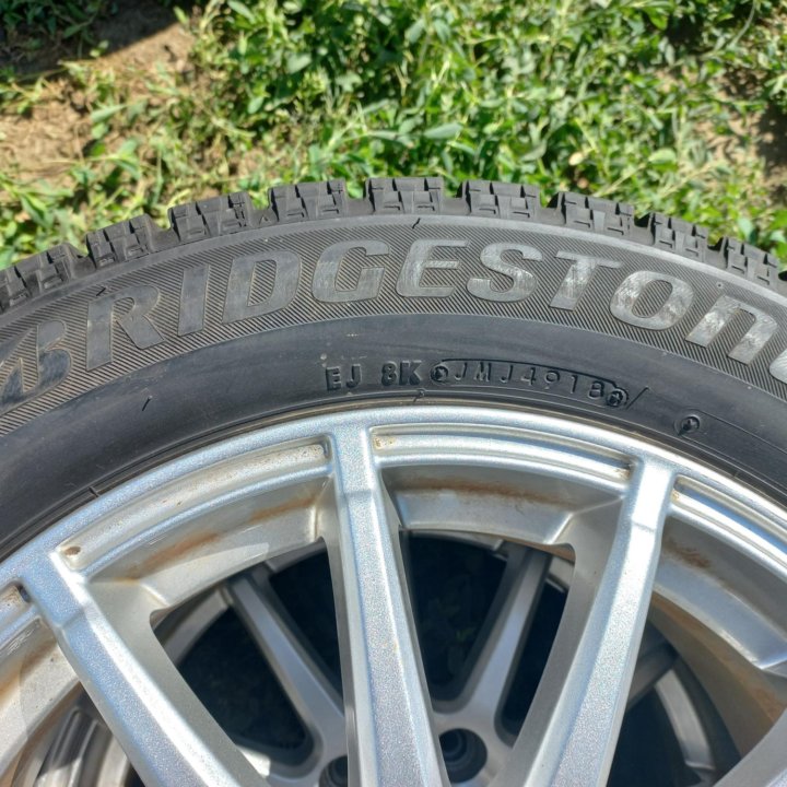 Зимняя резина Bridgestone 205/55/R16 Б/П по РФ