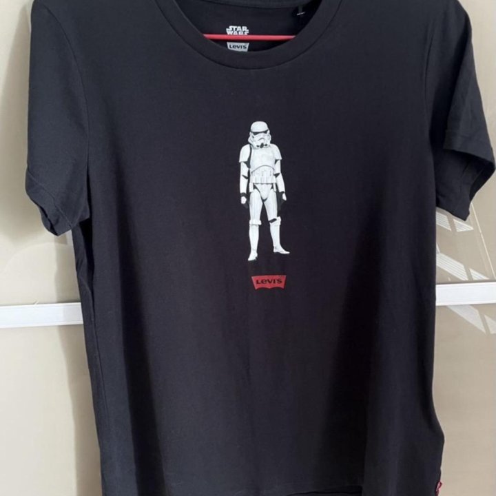 Футболка Levi's Starwars новая