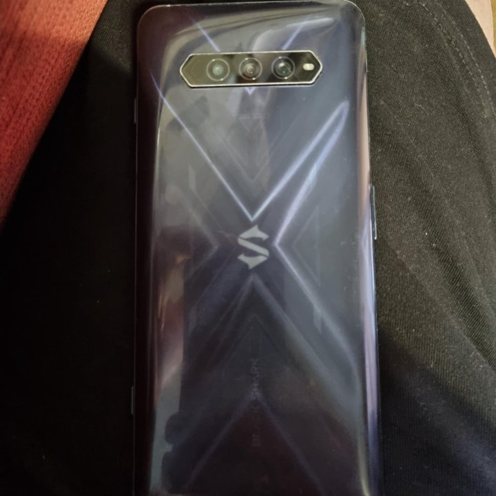 Xiaomi Black Shark 4