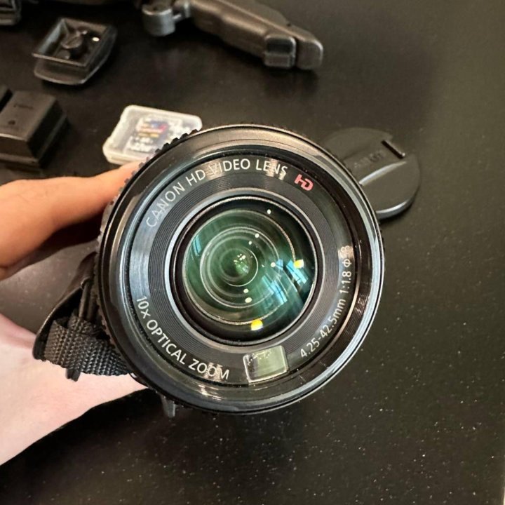 Видеокамера canon legria hf g25