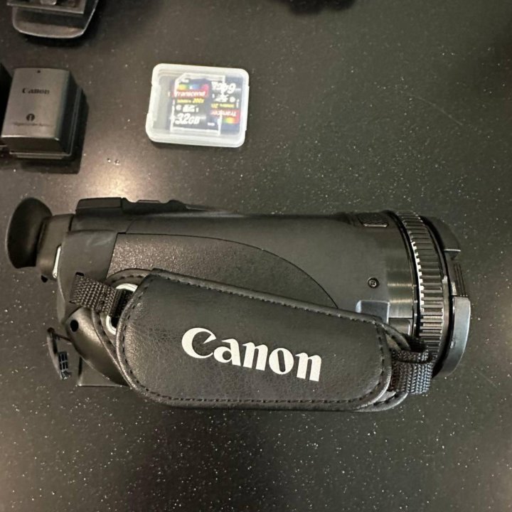 Видеокамера canon legria hf g25