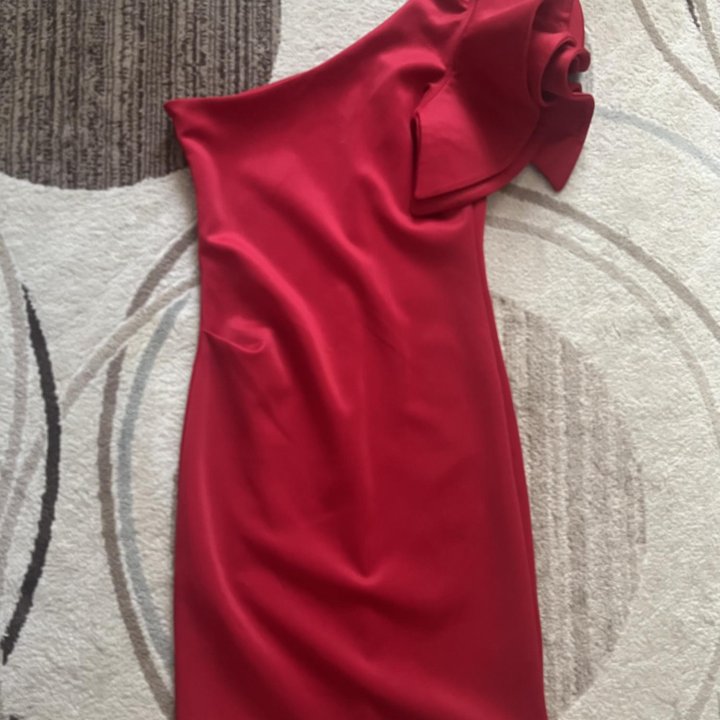 Платье вечернее