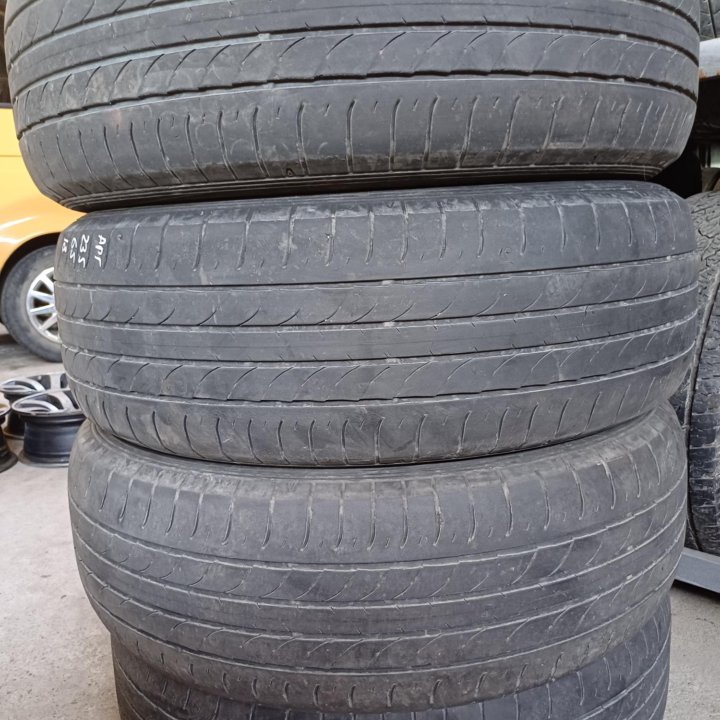 Dunlop 235/65/18, 4шт