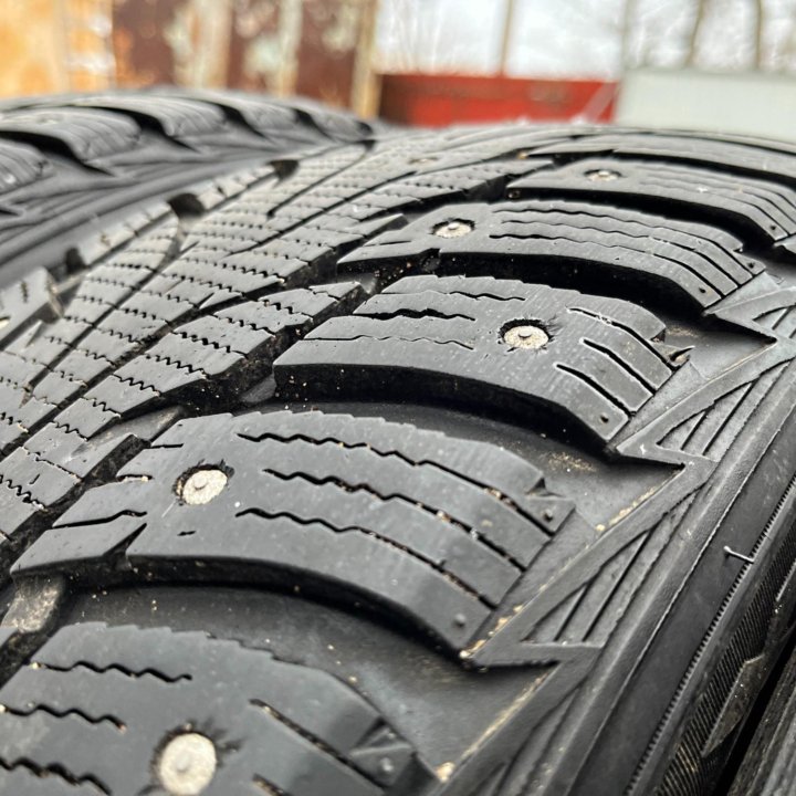 Зима Nexen Winguard WinSpike WH62 215/60 R16 99T