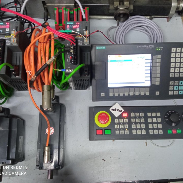 Оборудование SIEMENS 808D для токарного станка.