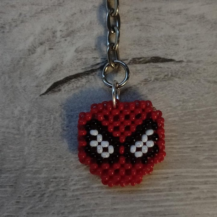 Брелок из бисера