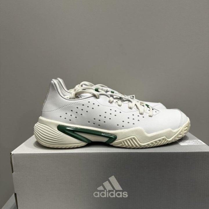 Кроссовки мужские теннисные adidas 44