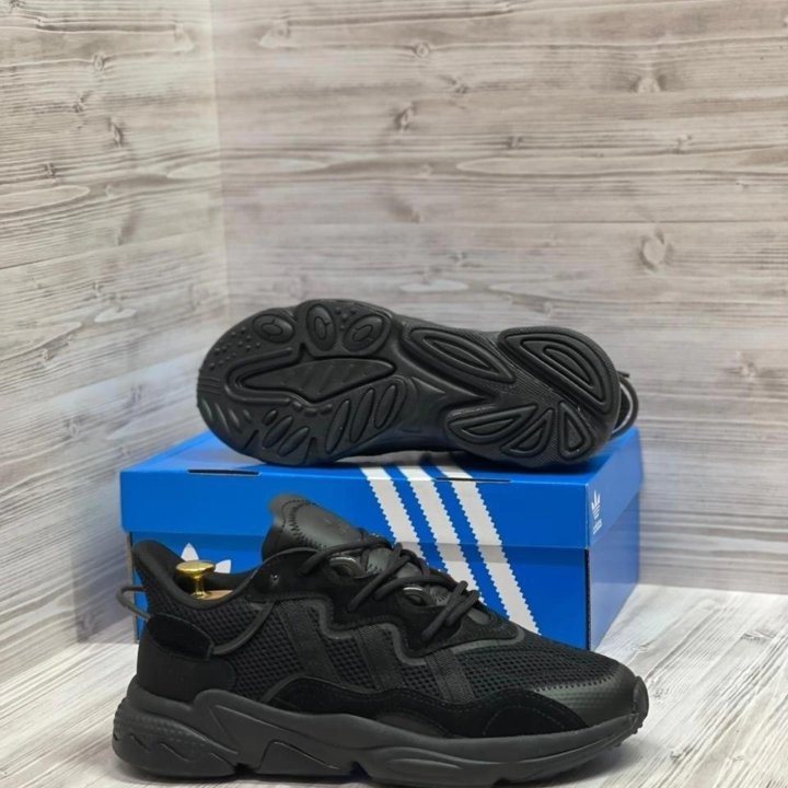 Кроссовки Adidas Ozweego