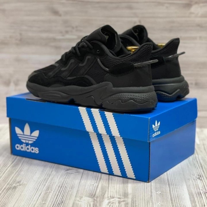 Кроссовки Adidas Ozweego