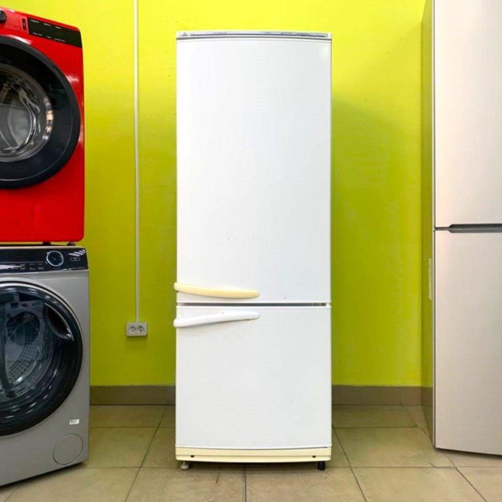 Холодильник бу Atlant. На гарантии