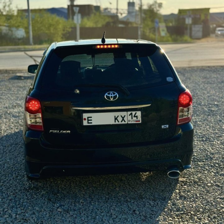 Toyota Corolla, 2010