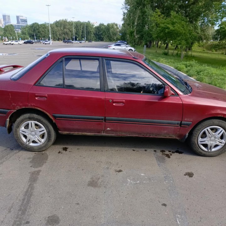 Mazda Familia, 1991