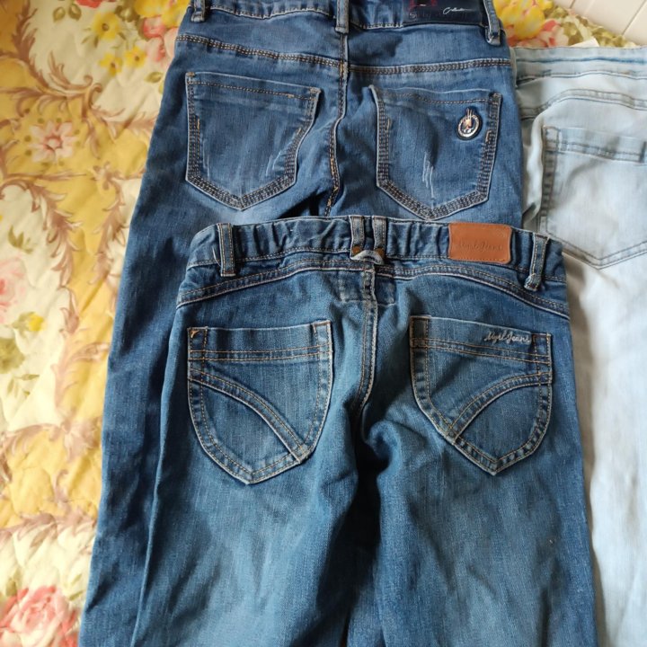 Джинсы 134р