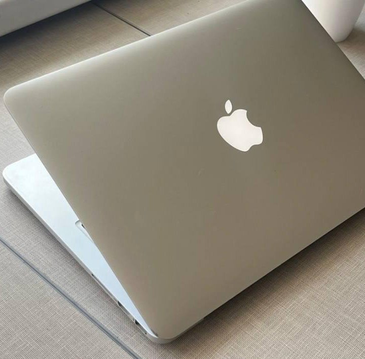 MacBook Pro 13 M2 8/512Gb Silver Новый,Магазин