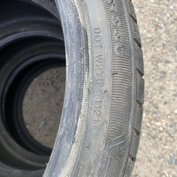 Резина 225/40R19