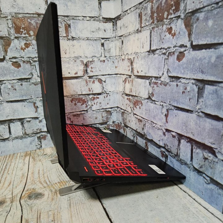 Игровой HP OMEN GTX1650-4GB/I5-9300/512GB SSD/8GB