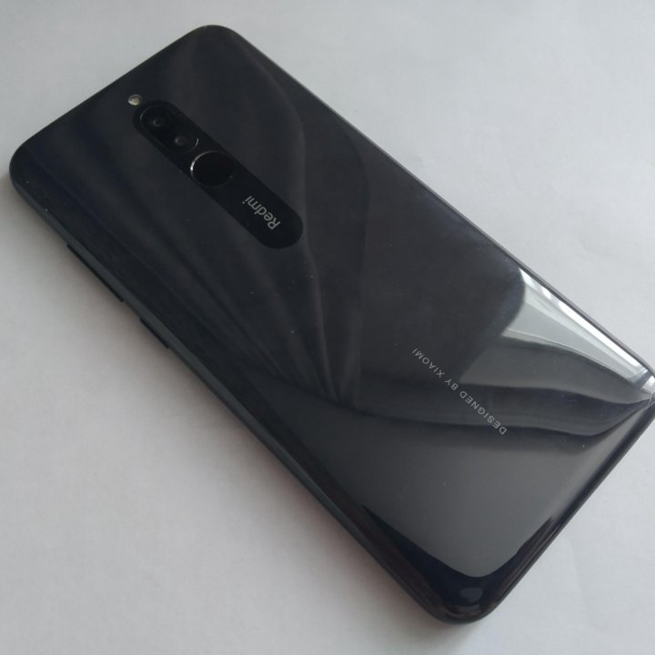 Xiaomi Redmi 8 , 4/64 Гб