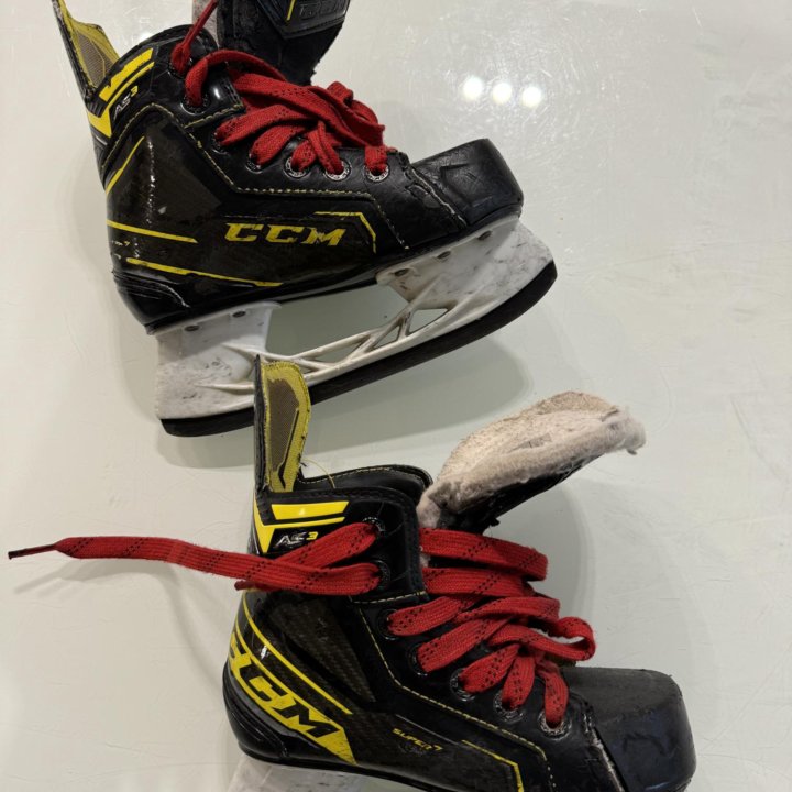 Коньки хоккейные детские CCM super tacks as3