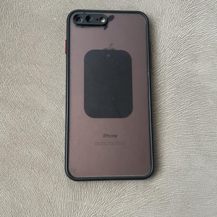 Продаю IPhone 7 Plus 128 gb