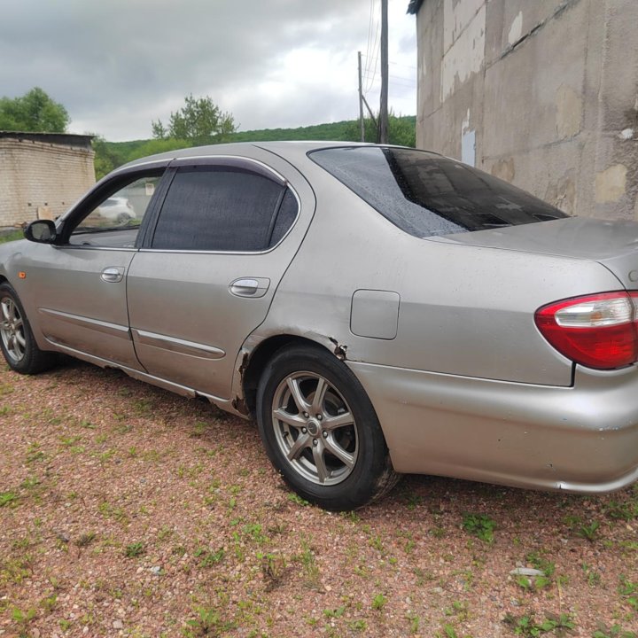 Nissan Cefiro, 2001