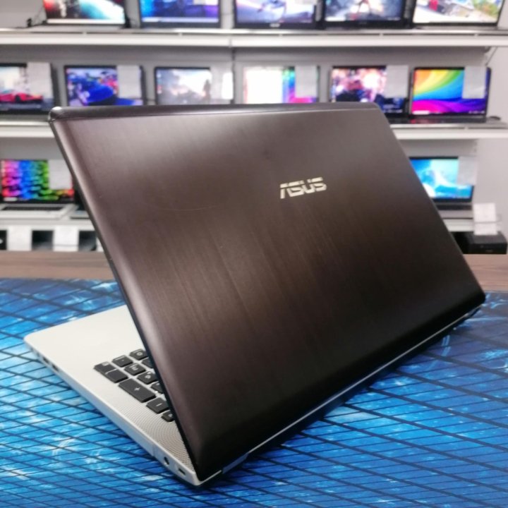 Ноутбук ASUS быстрый (1389 Н2)