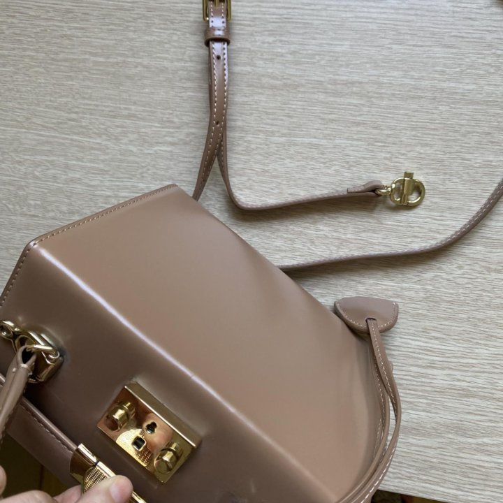 Сумка клатч бежевый